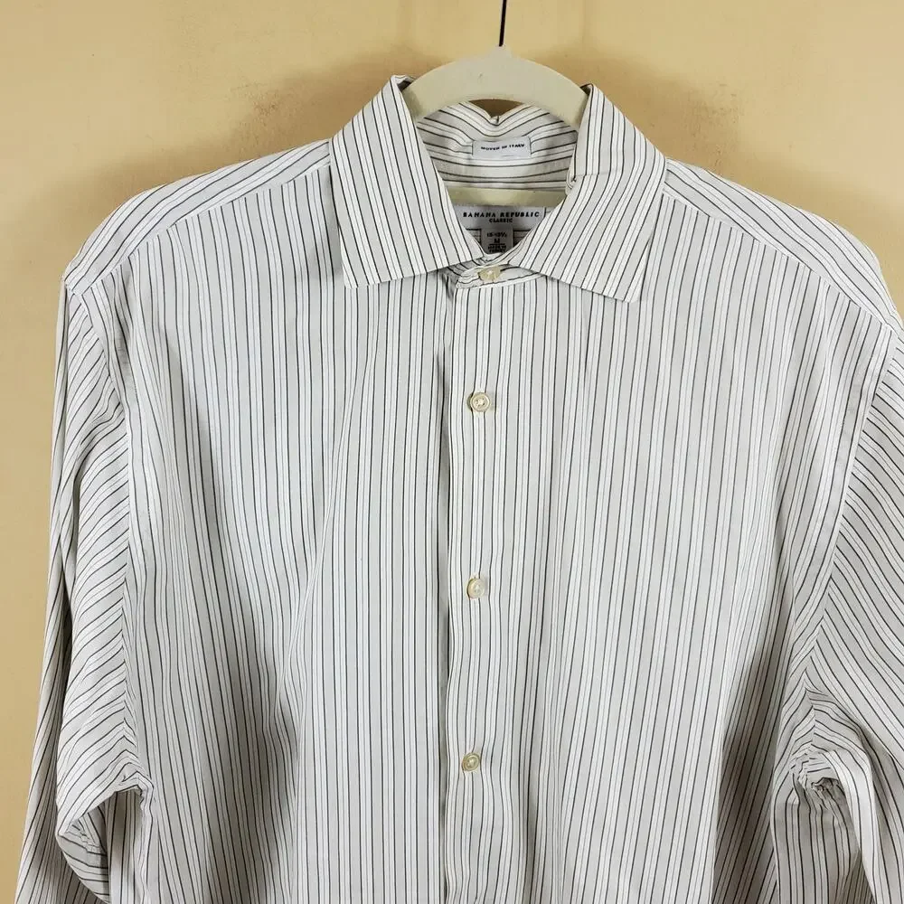 Banana Republic Gray Stripe Regular Fit Button-up Shirt Size M